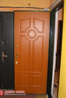Входная дверь с отделкой МДФ внутри