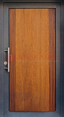 Коричневая входная дверь c МДФ панелью ЧД-03 в частный дом в Йошкар-Оле