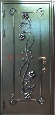 Темная железная дверь с ковкой с порошковым напылением ДК-15 в Йошкар-Оле
