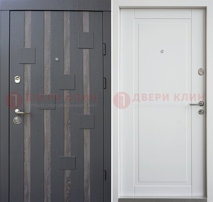 Черная металлическая дверь c МДФ и стеклом ДМ-231 в Санкт-Петербурге