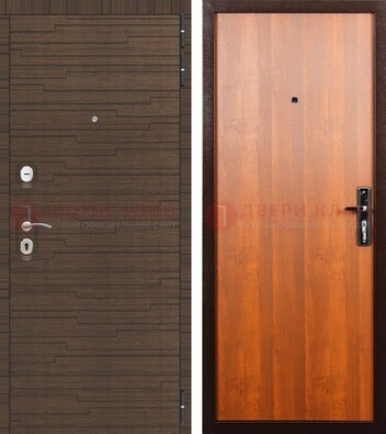 Коричневая стальная дверь с двумя МДФ ДМ-457 Кириши