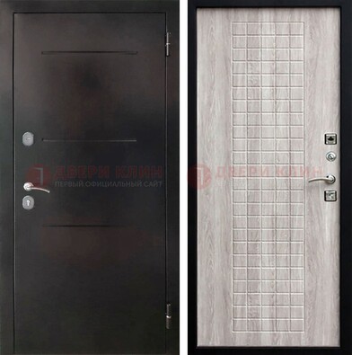 Черная железная дверь с порошковым покрытием и филенчатой МДФ ДП-221 в Йошкар-Оле