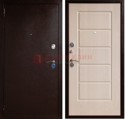 Коричневая металлическая дверь с порошковым окрасом ДП-92 в Котельниках