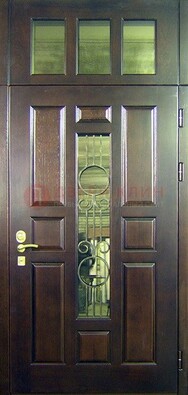 Парадная дверь со стеклянными вставками и ковкой ДПР-1 в офисное здание в Дедовске