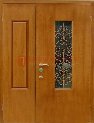 Входная дверь Дверь со вставками из стекла и ковки ДПР-20 в холл в Йошкар-Оле