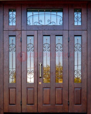 Коричневая парадная дверь с прямоугольными стеклянными вставками ДПР-5 в Йошкар-Оле