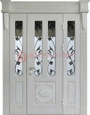 Входная парадная дверь со стеклом и ковкой в белом цвете ДПР-93 в Йошкар-Оле