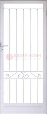 Белая стальная решетчатая дверь с волютами ДР-30 в Йошкар-Оле