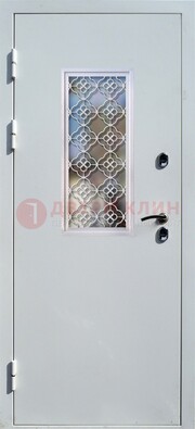 Серая металлическая дверь со стеклом и ковкой ДС-75 в Йошкар-Оле