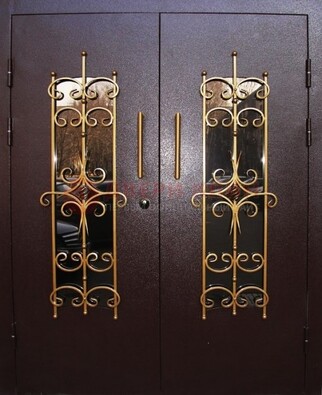 Темная металлическая дверь со стеклом и ковкой ДСК-49 В Ижевске