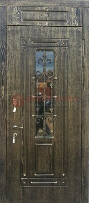 Зеленая входная дверь со стеклом и ковкой ДСК-67 в Омске