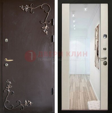 Железная дверь с порошковым напылением Темное серебро cо светлой МДФ с зеркалом ДЗ-109 в Йошкар-Оле
