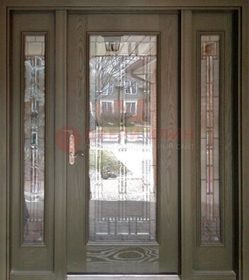 Коричневая стальная дверь с массивом дуба с витражом ВЖ-16 в Йошкар-Оле