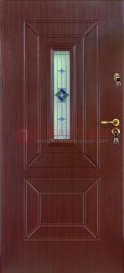 Бордовая железная дверь с витражом и отделкой массив ВЖ-3 в Рязани